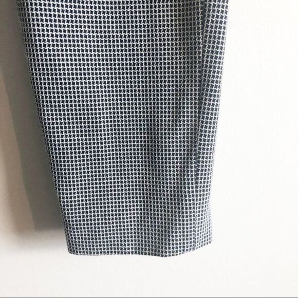 💝(3/$25) Banana Republic Jacquard Sloan Pants - Picture 7 of 7